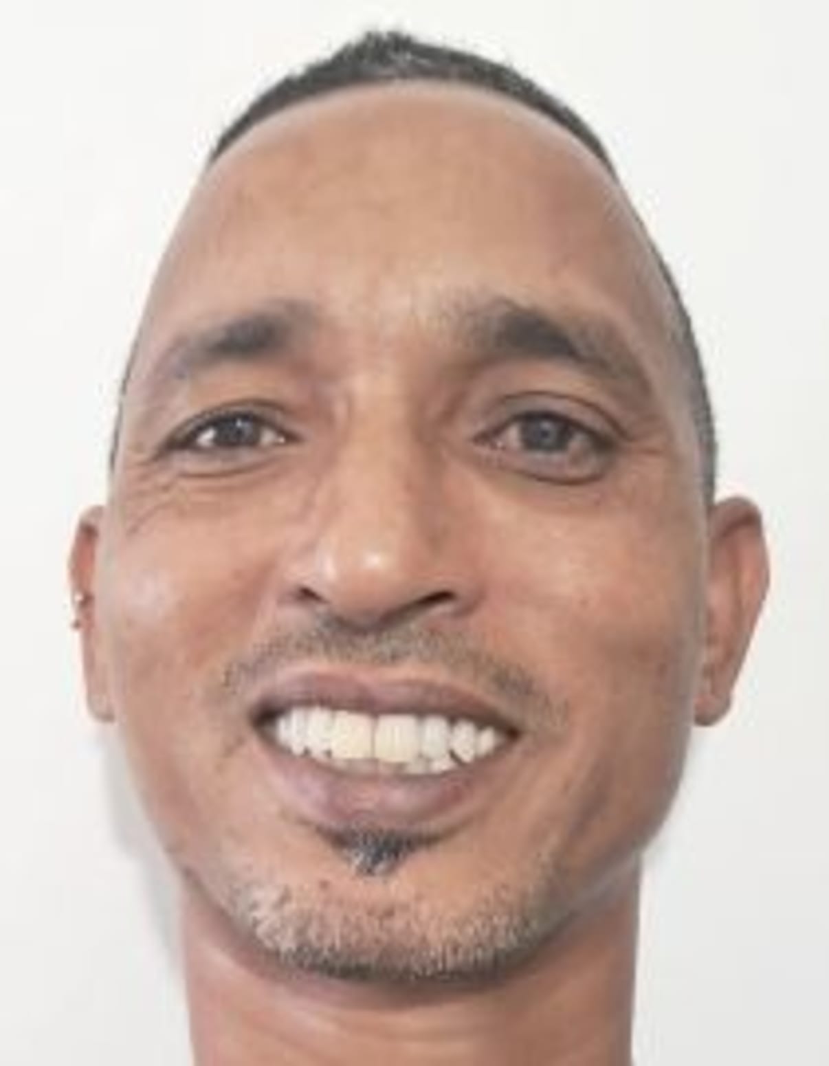 תמונת פורטרט של בעל המקצוע