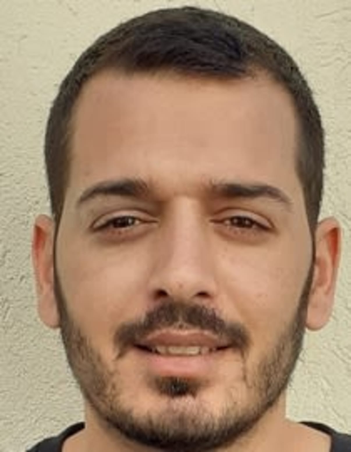 תמונת פורטרט של בעל המקצוע