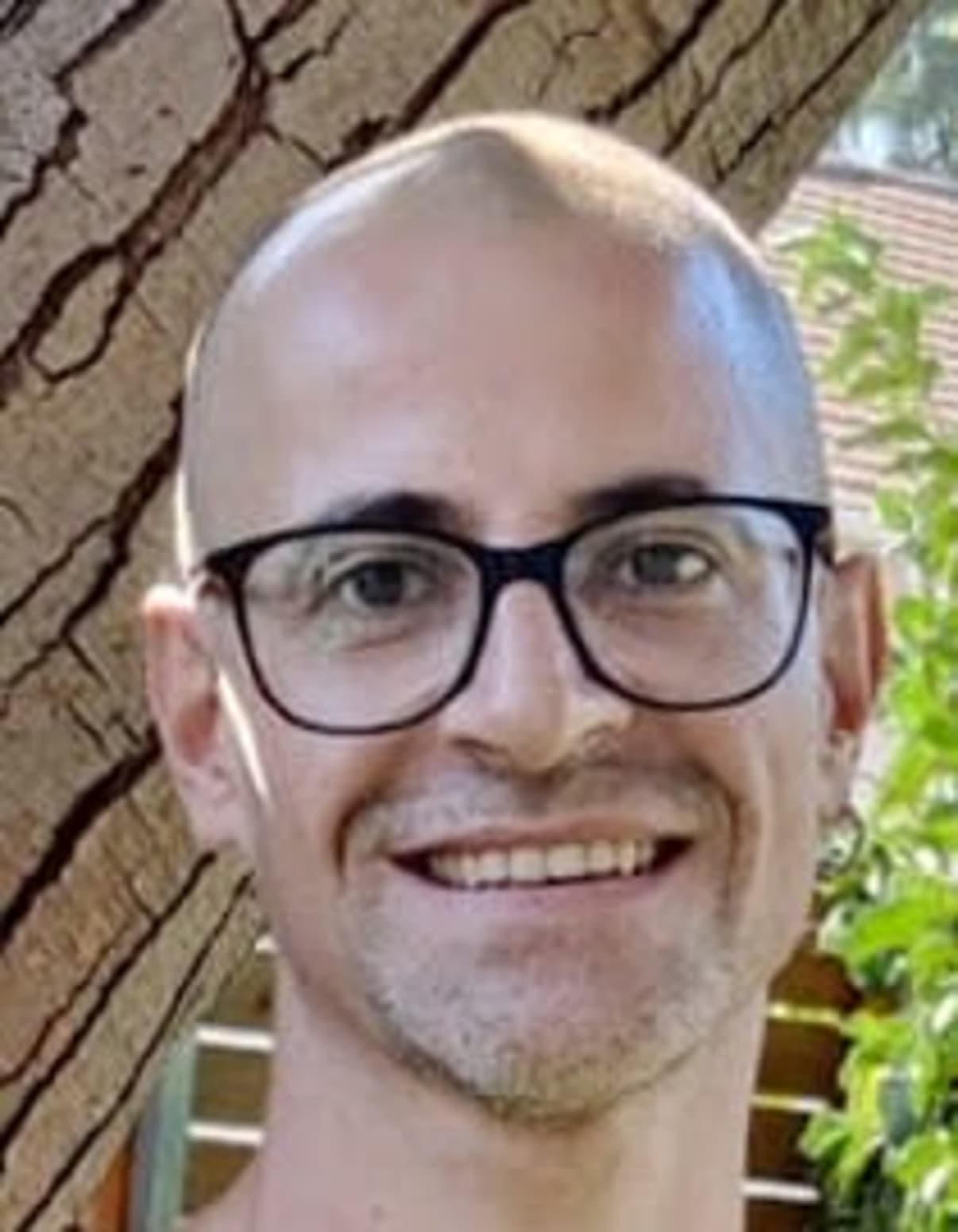 תמונת פורטרט של בעל המקצוע