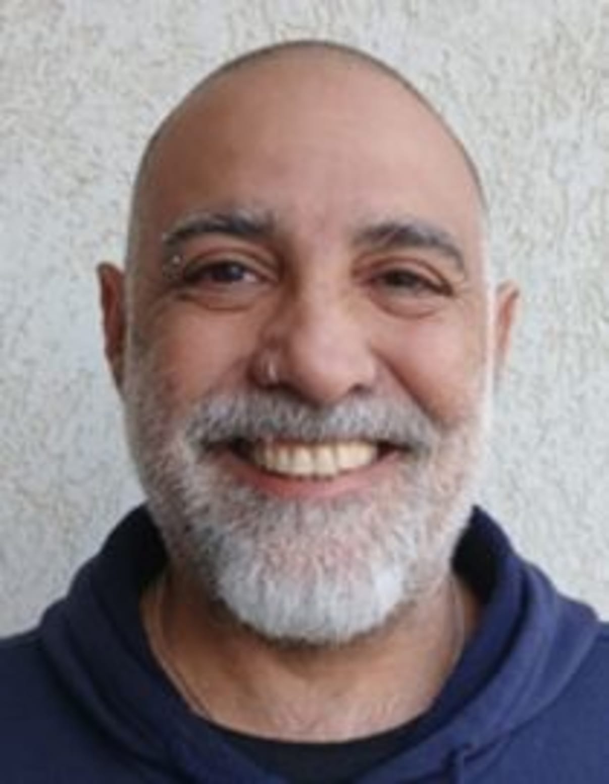 תמונת פורטרט של בעל המקצוע