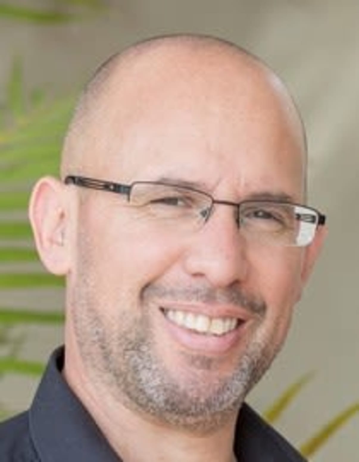 תמונת פורטרט של בעל המקצוע