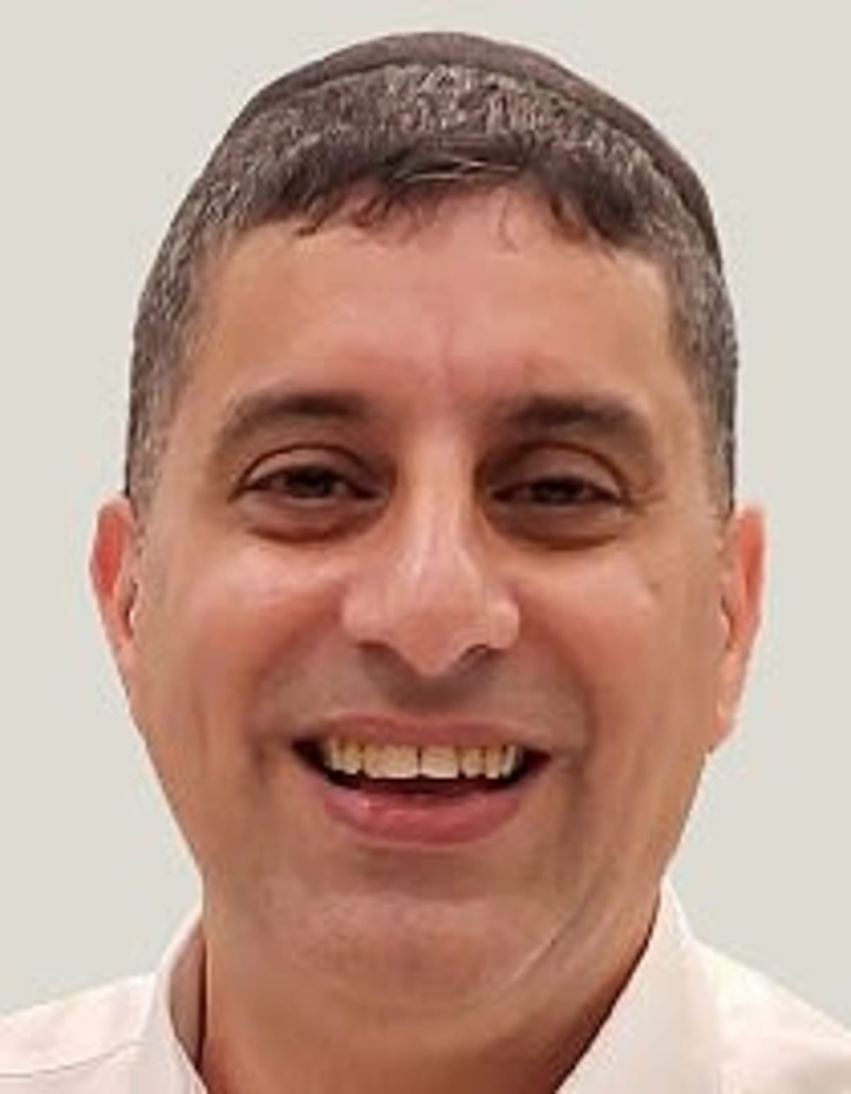 תמונת פורטרט של בעל המקצוע