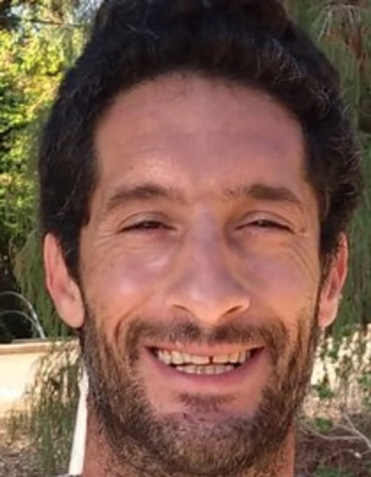 תמונת פורטרט של בעל המקצוע