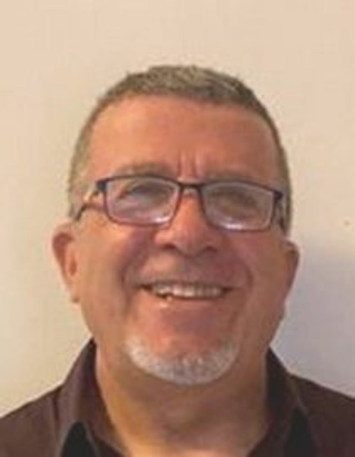 תמונת פורטרט של בעל המקצוע