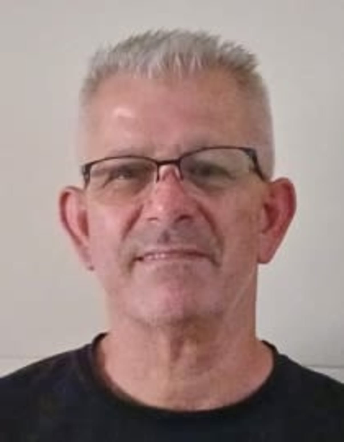 תמונת פורטרט של בעל המקצוע