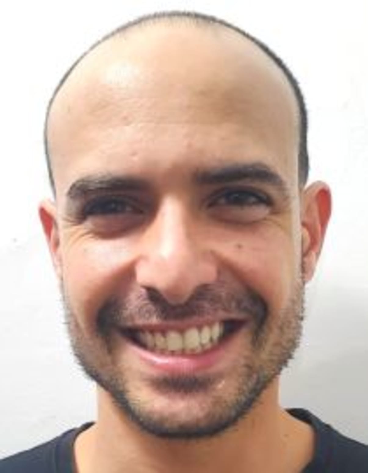 תמונת פורטרט של בעל המקצוע