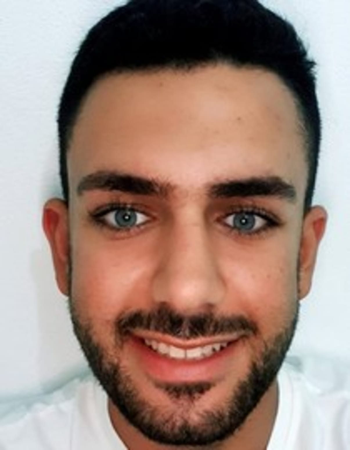 תמונת פורטרט של בעל המקצוע