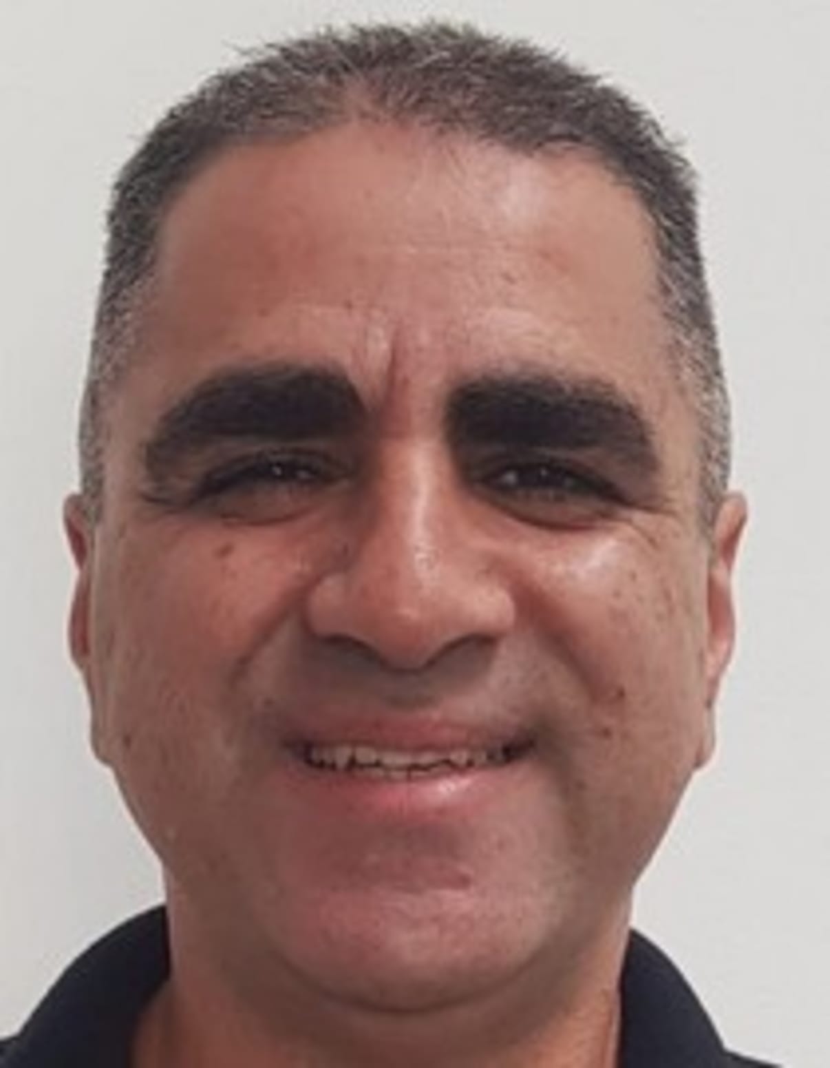 תמונת פורטרט של בעל המקצוע