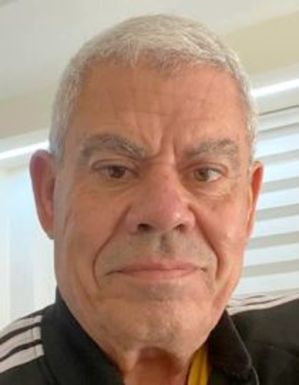 תמונת פורטרט של בעל המקצוע