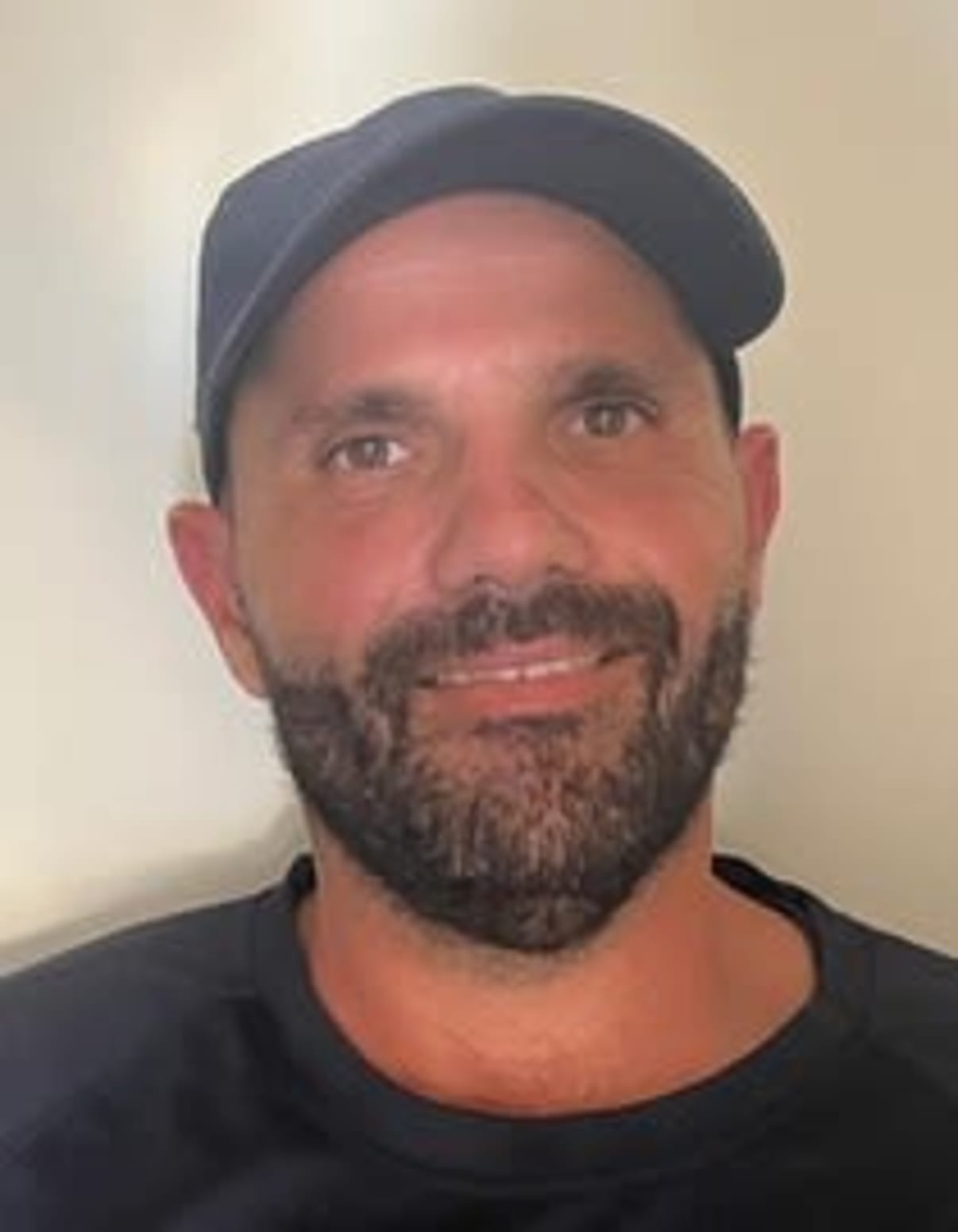 תמונת פורטרט של בעל המקצוע