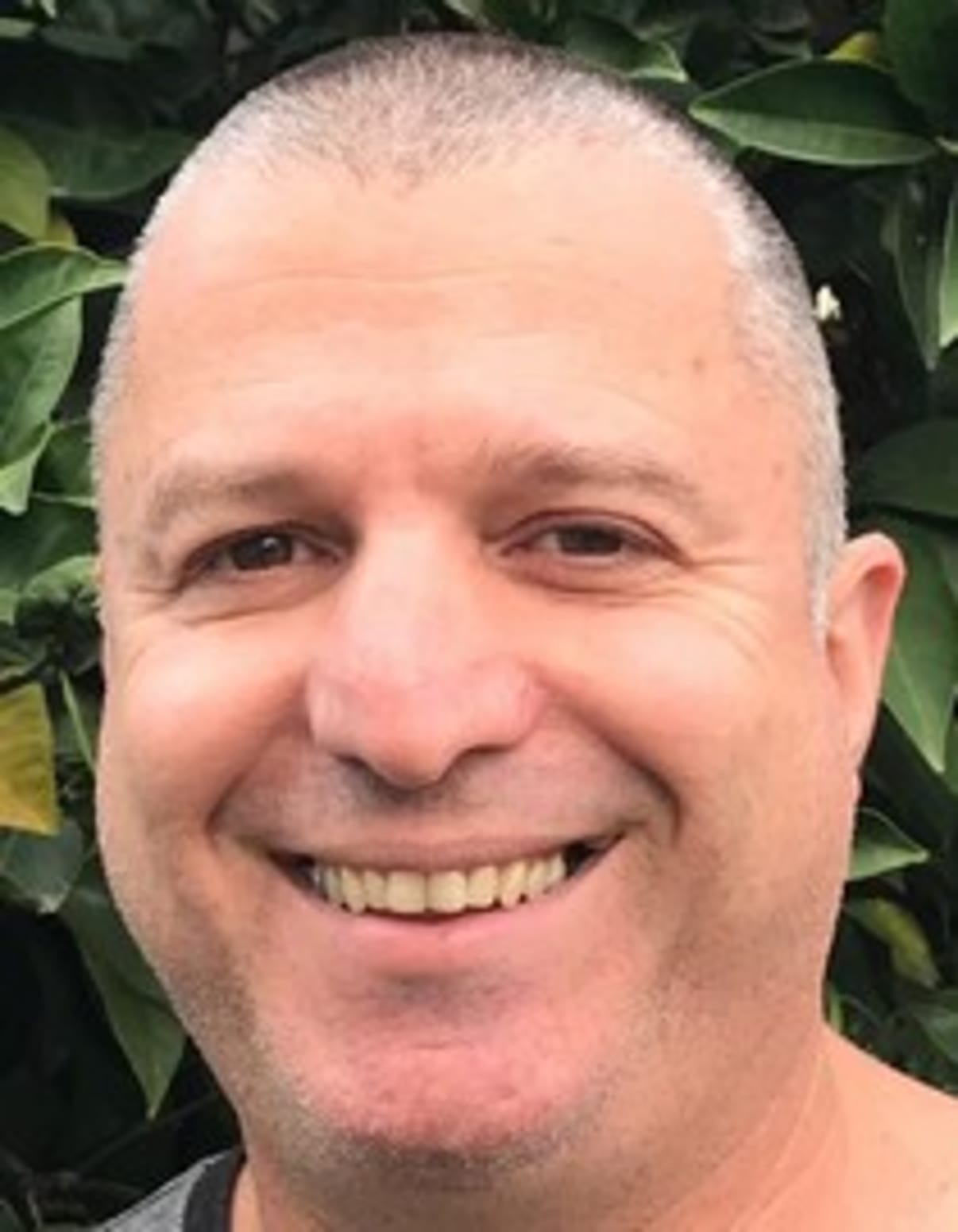 תמונת פורטרט של בעל המקצוע