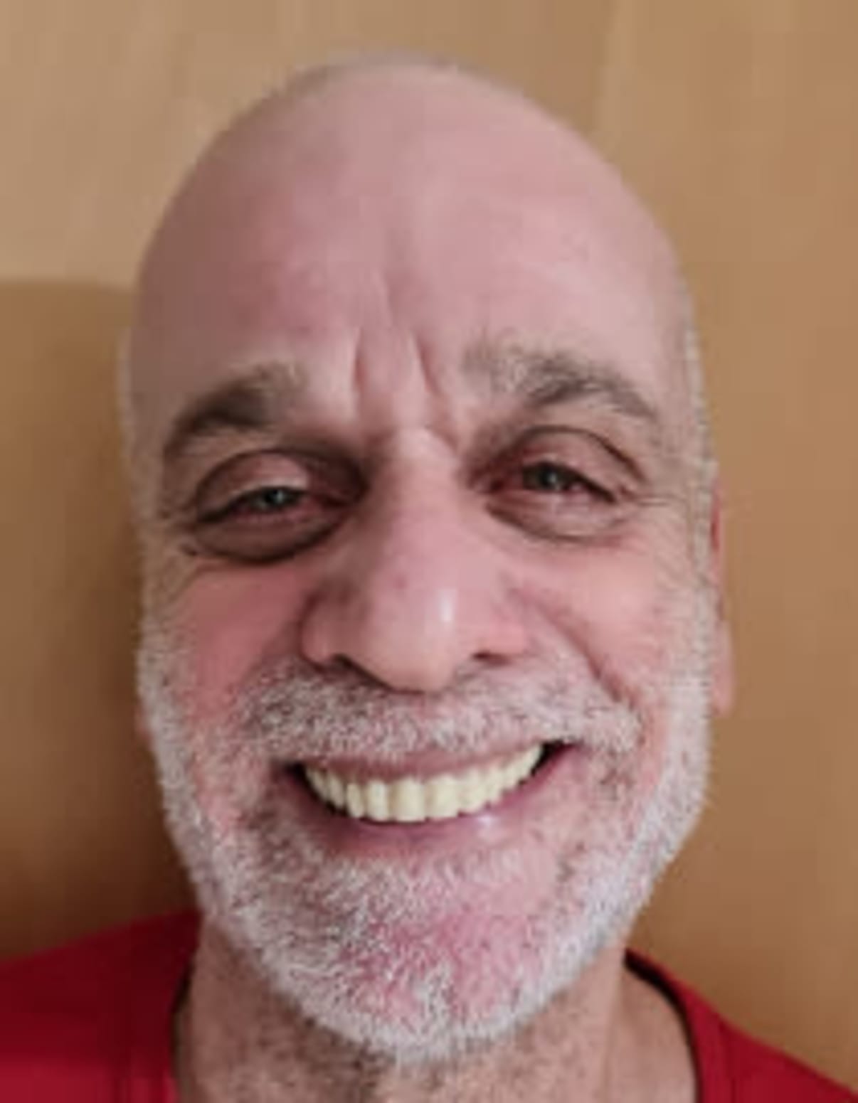 תמונת פורטרט של בעל המקצוע