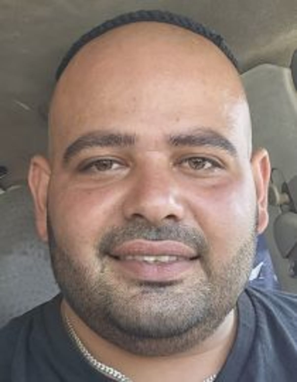 תמונת פורטרט של בעל המקצוע