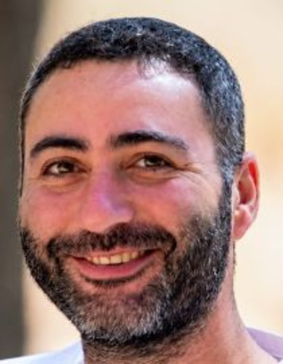תמונת פורטרט של בעל המקצוע תמונת פורטרט של בעל המקצוע