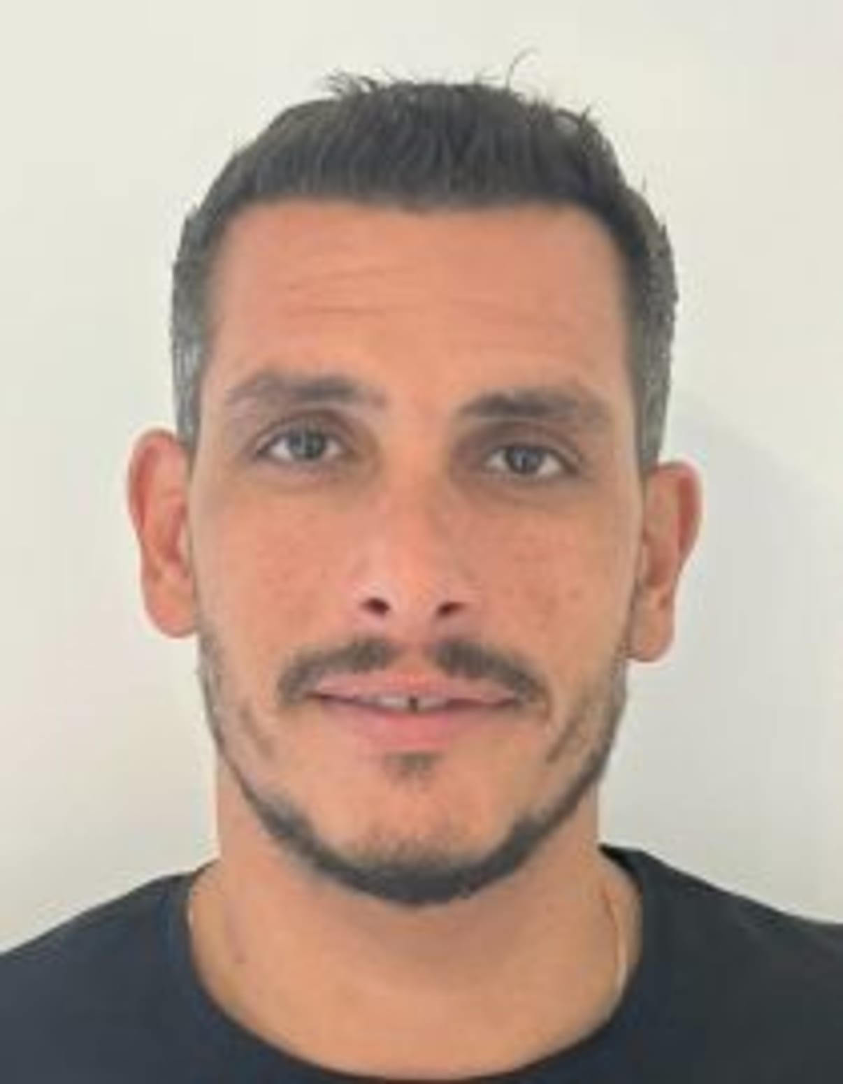 תמונת פורטרט של בעל המקצוע