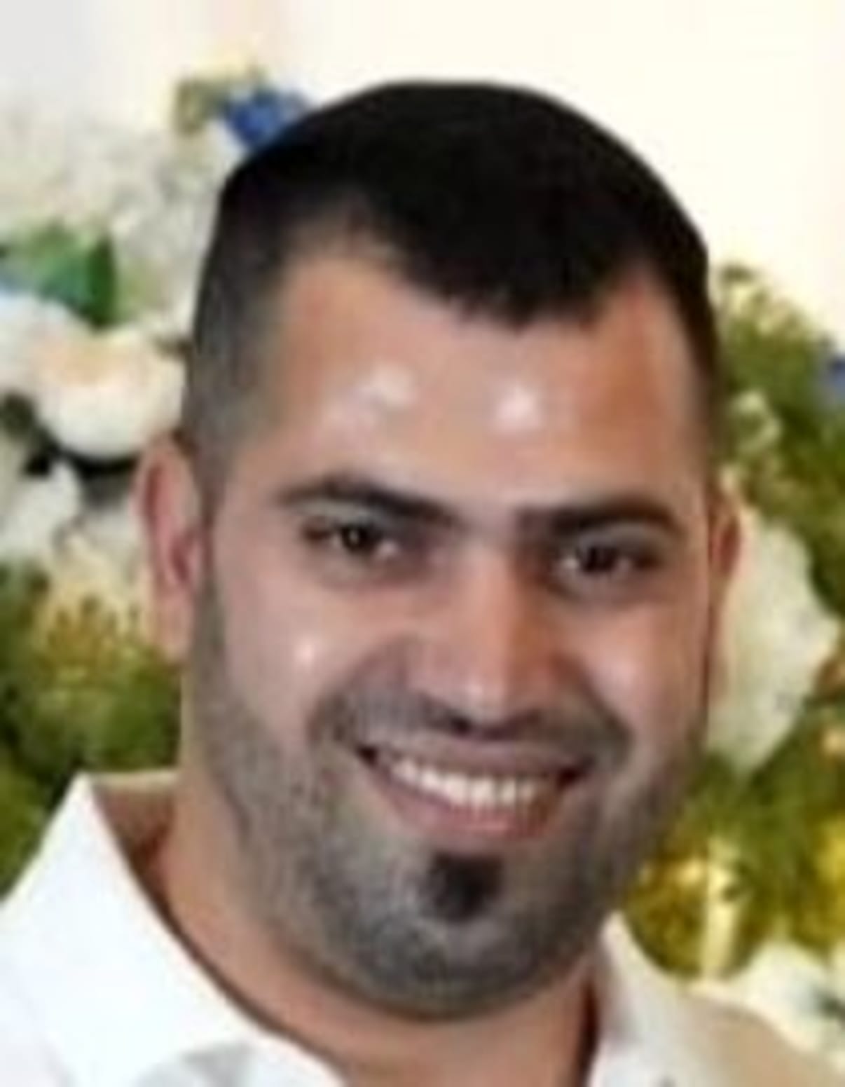 תמונת פורטרט של בעל המקצוע