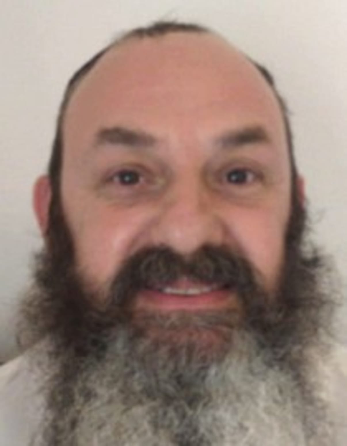 תמונת פורטרט של בעל המקצוע