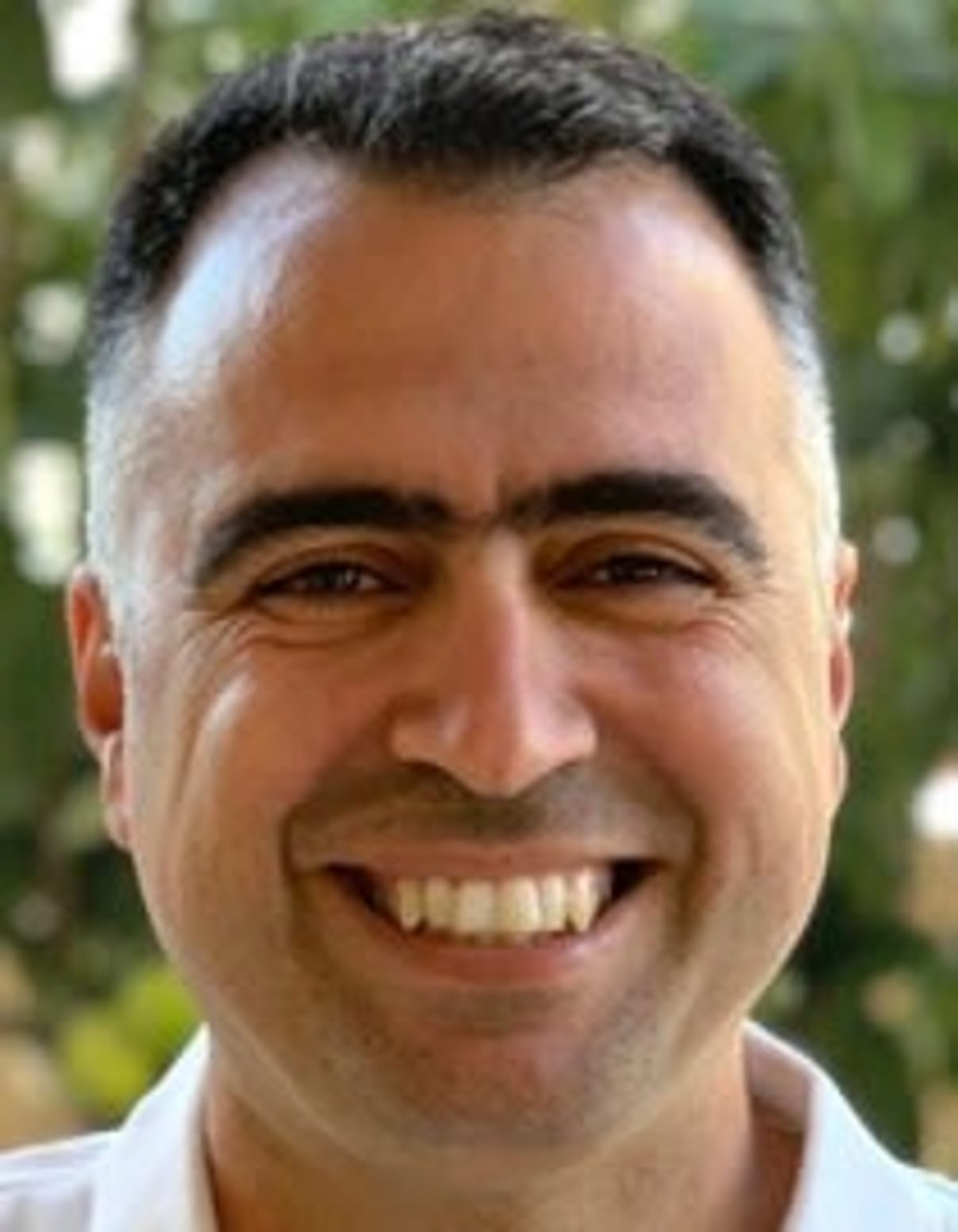 תמונת פורטרט של בעל המקצוע