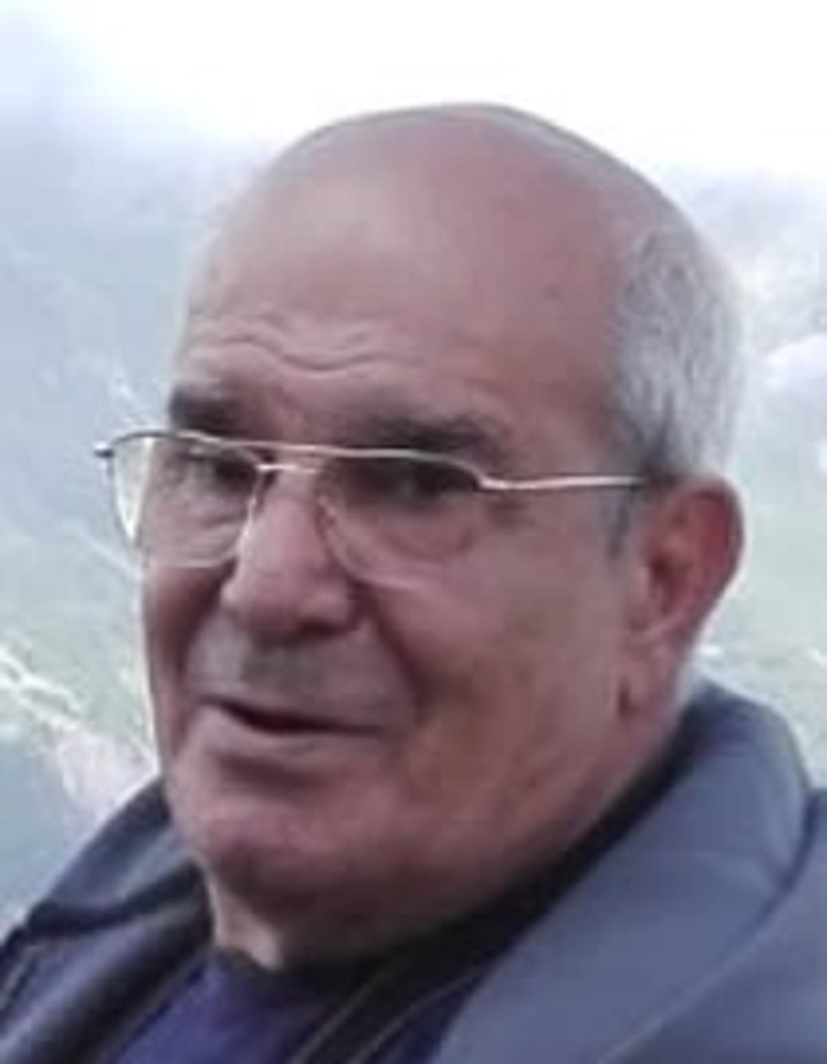 תמונת פורטרט של בעל המקצוע