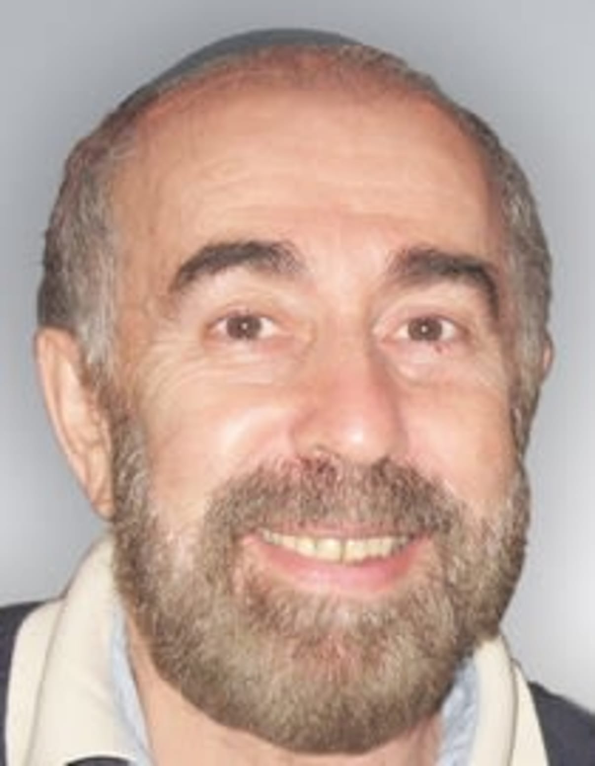 תמונת פורטרט של בעל המקצוע