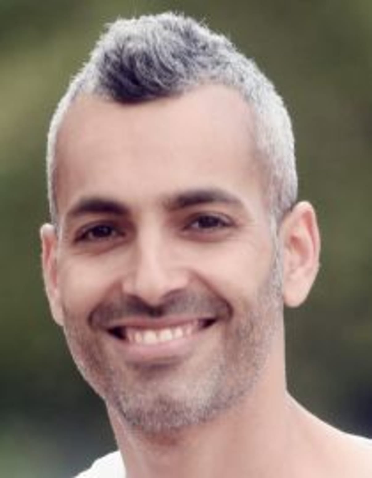 תמונת פורטרט של בעל המקצוע