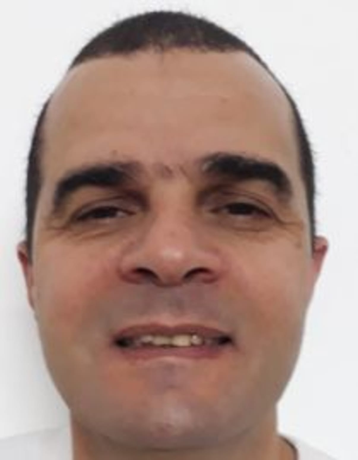 תמונת פורטרט של בעל המקצוע