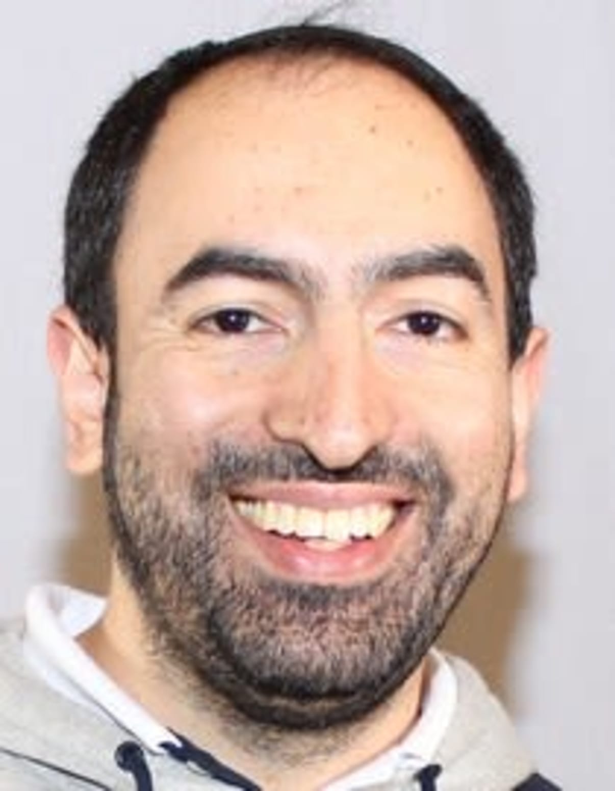 תמונת פורטרט של בעל המקצוע