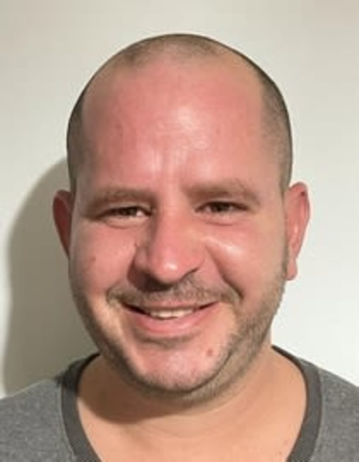 תמונת פורטרט של בעל המקצוע