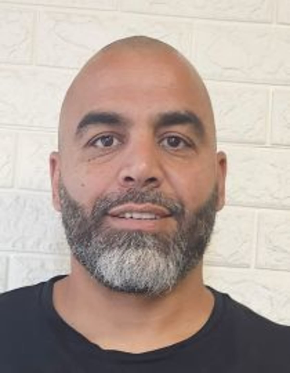 תמונת פורטרט של בעל המקצוע