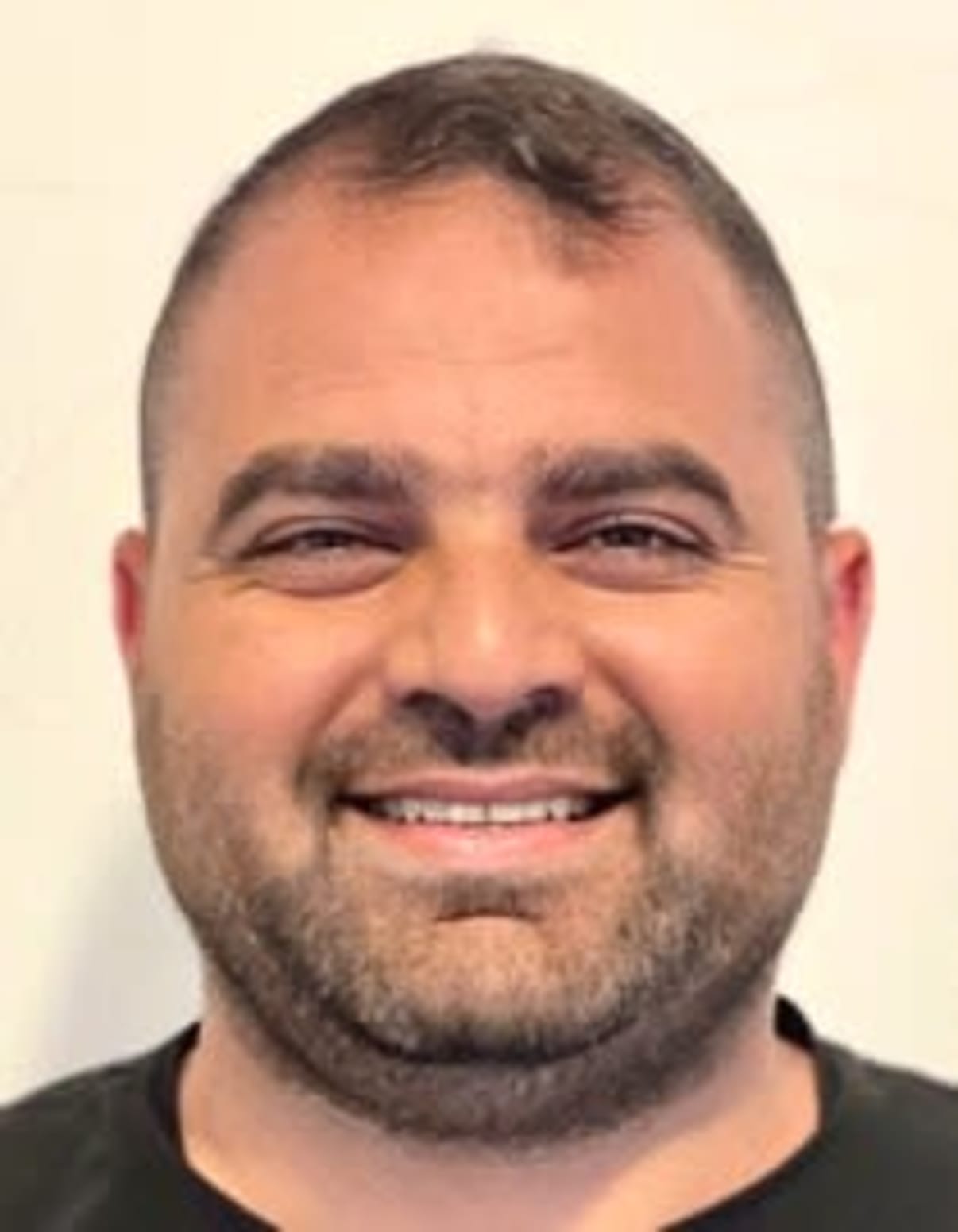 תמונת פורטרט של בעל המקצוע