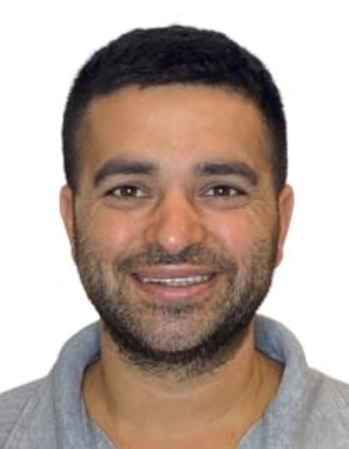 תמונת פורטרט של בעל המקצוע