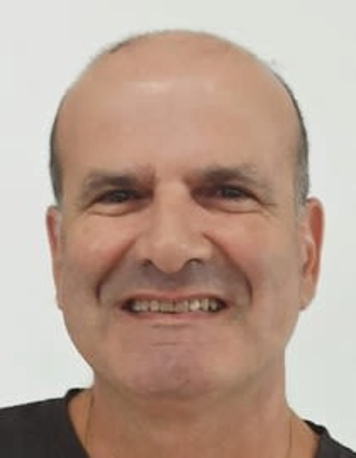 תמונת פורטרט של בעל המקצוע