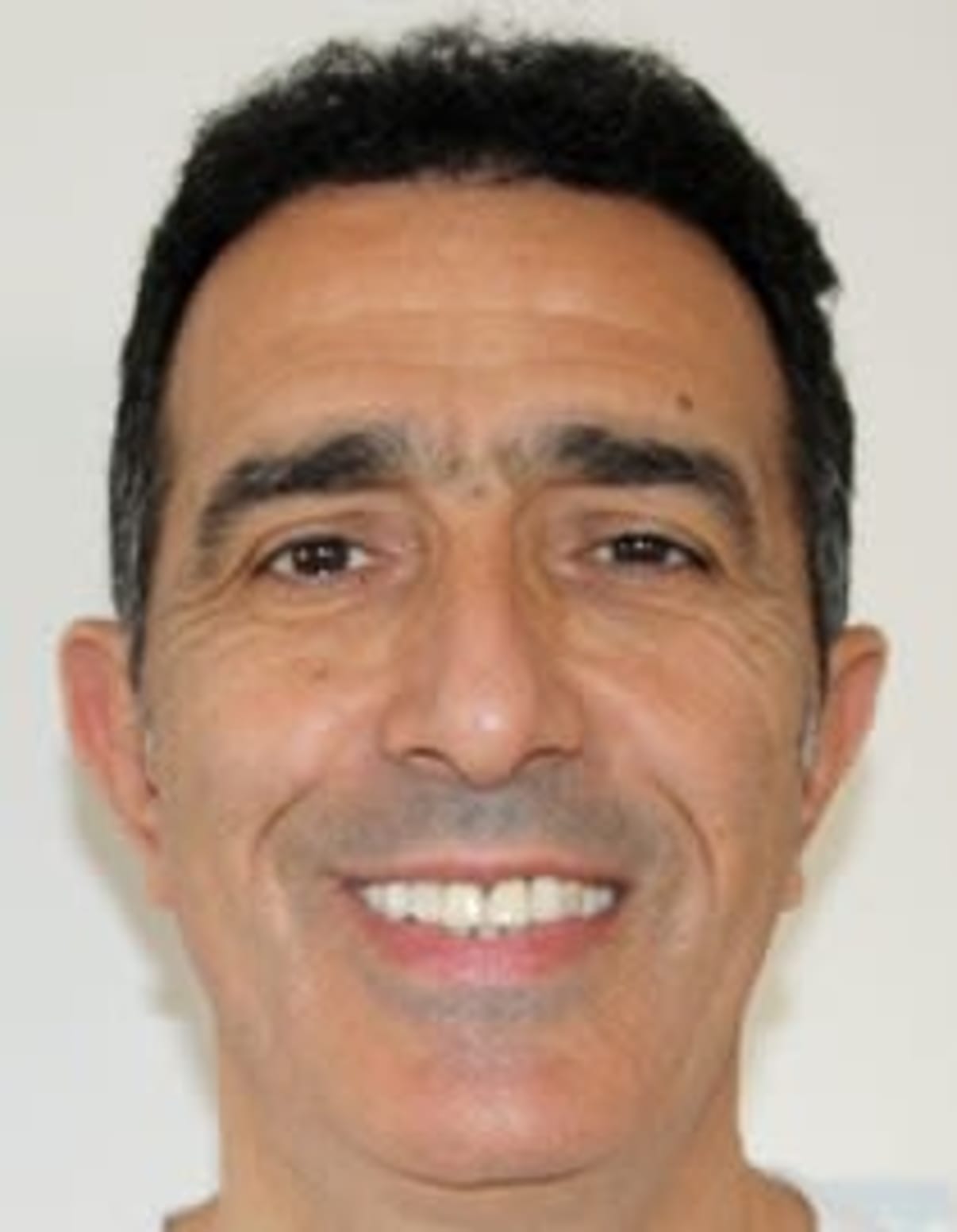 תמונת פורטרט של בעל המקצוע