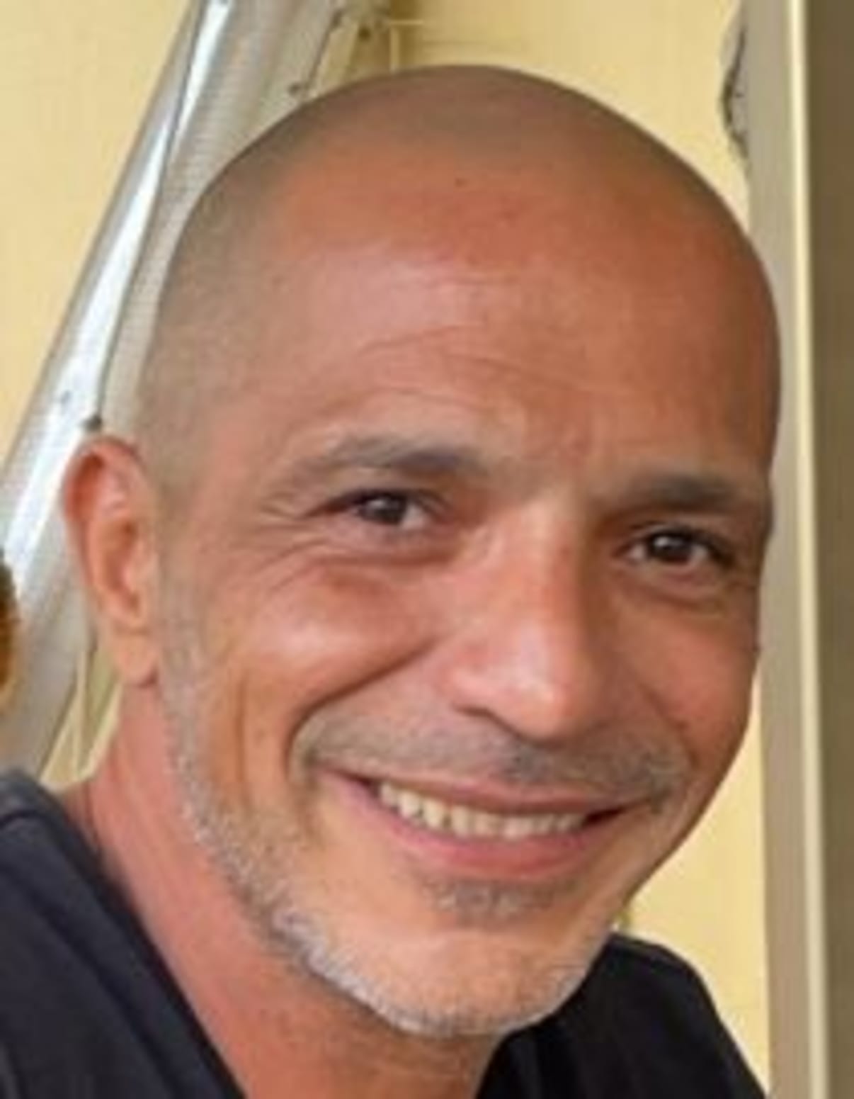 תמונת פורטרט של בעל המקצוע