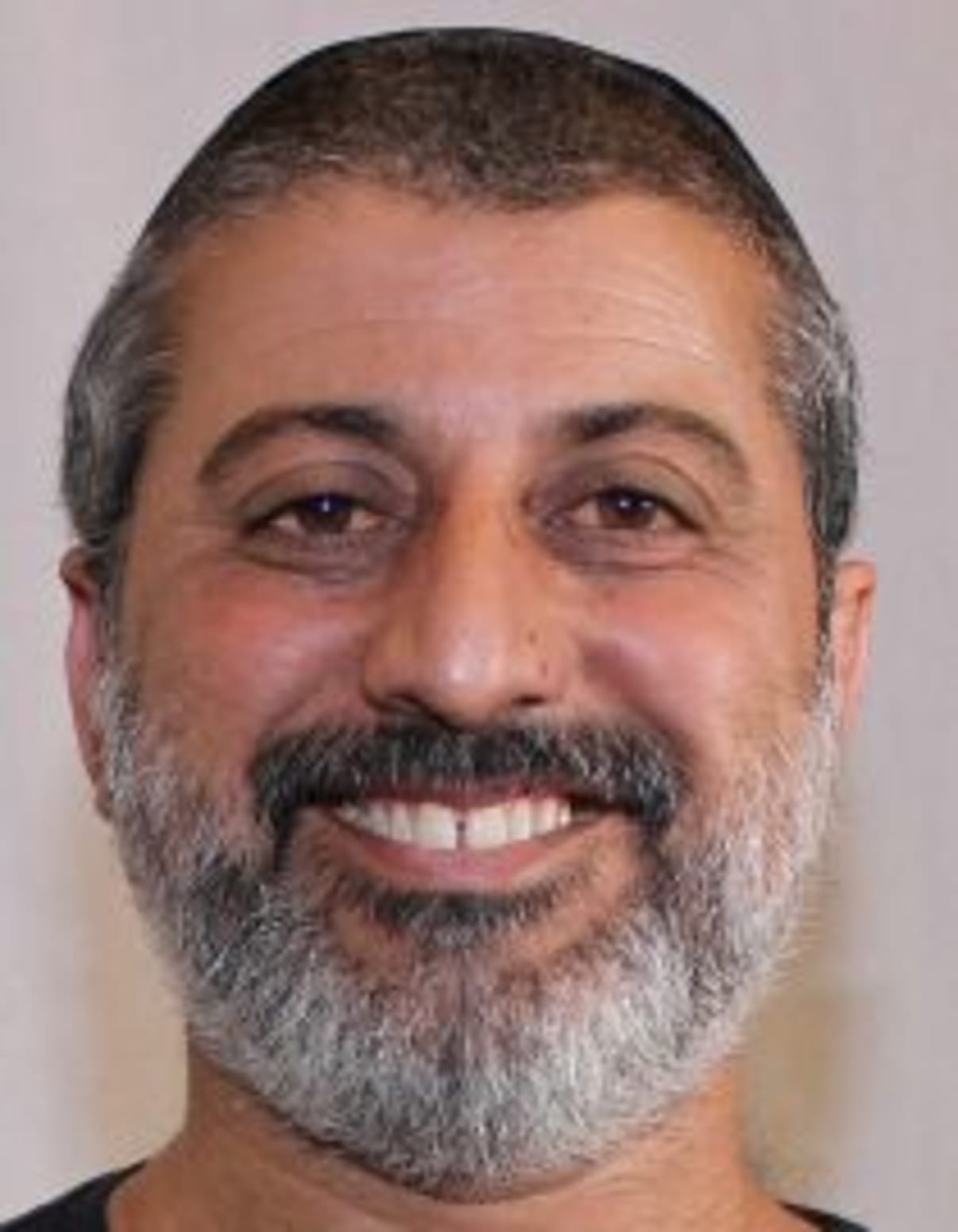 תמונת פורטרט של בעל המקצוע