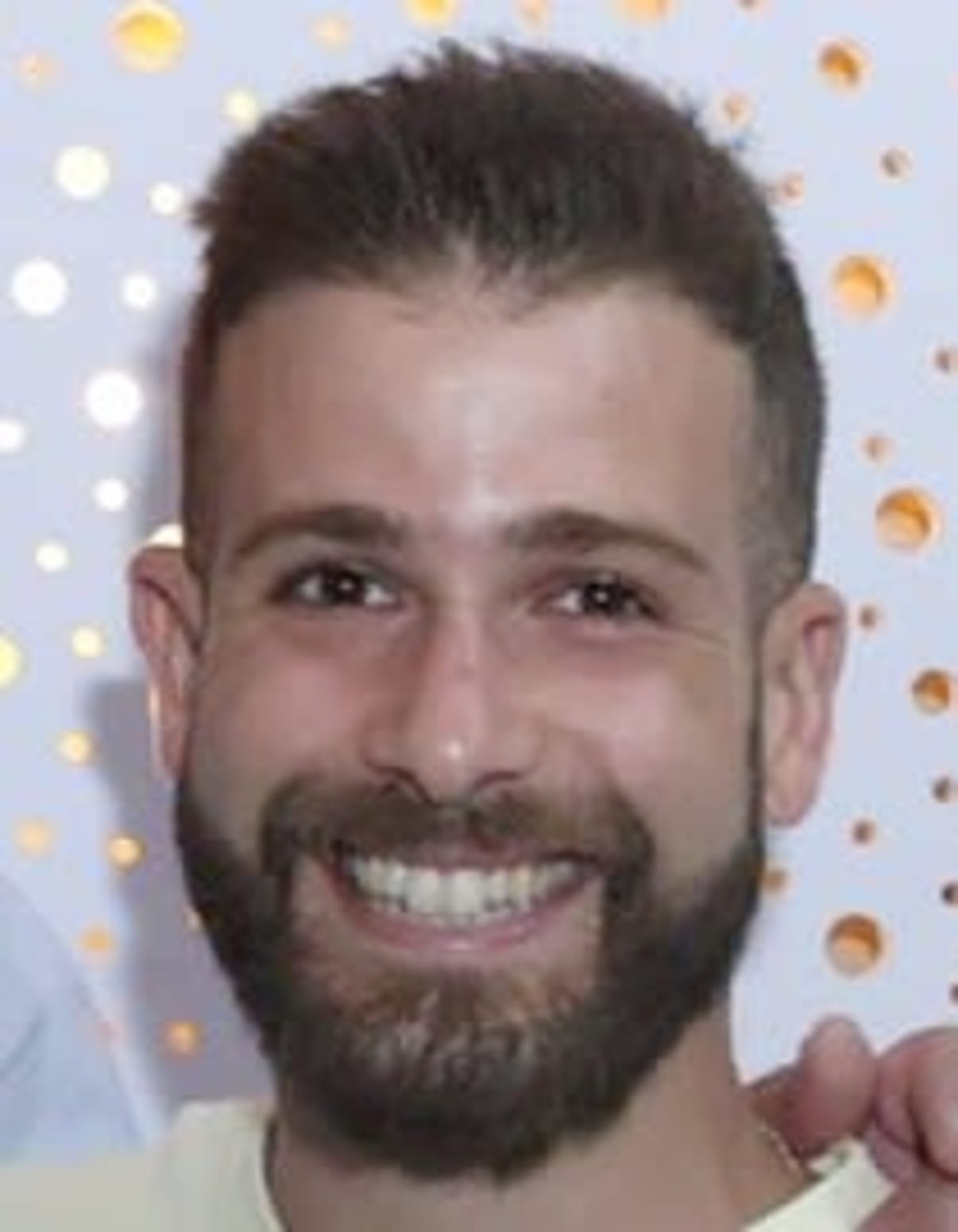 תמונת פורטרט של בעל המקצוע