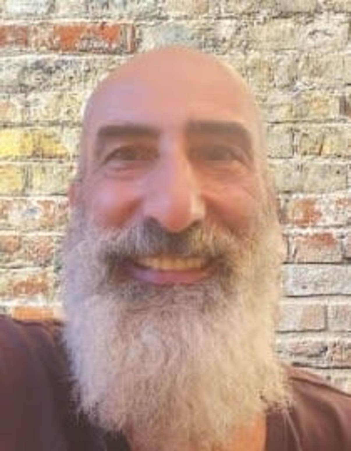 תמונת פורטרט של בעל המקצוע