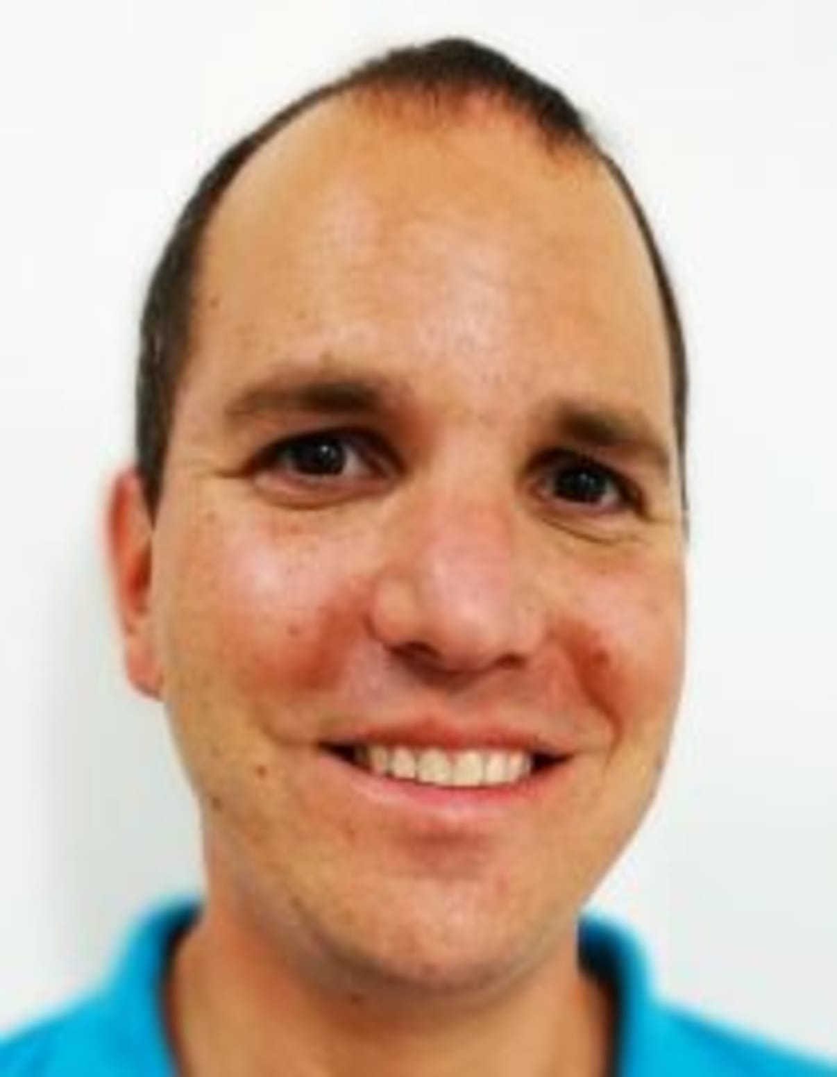 תמונת פורטרט של בעל המקצוע