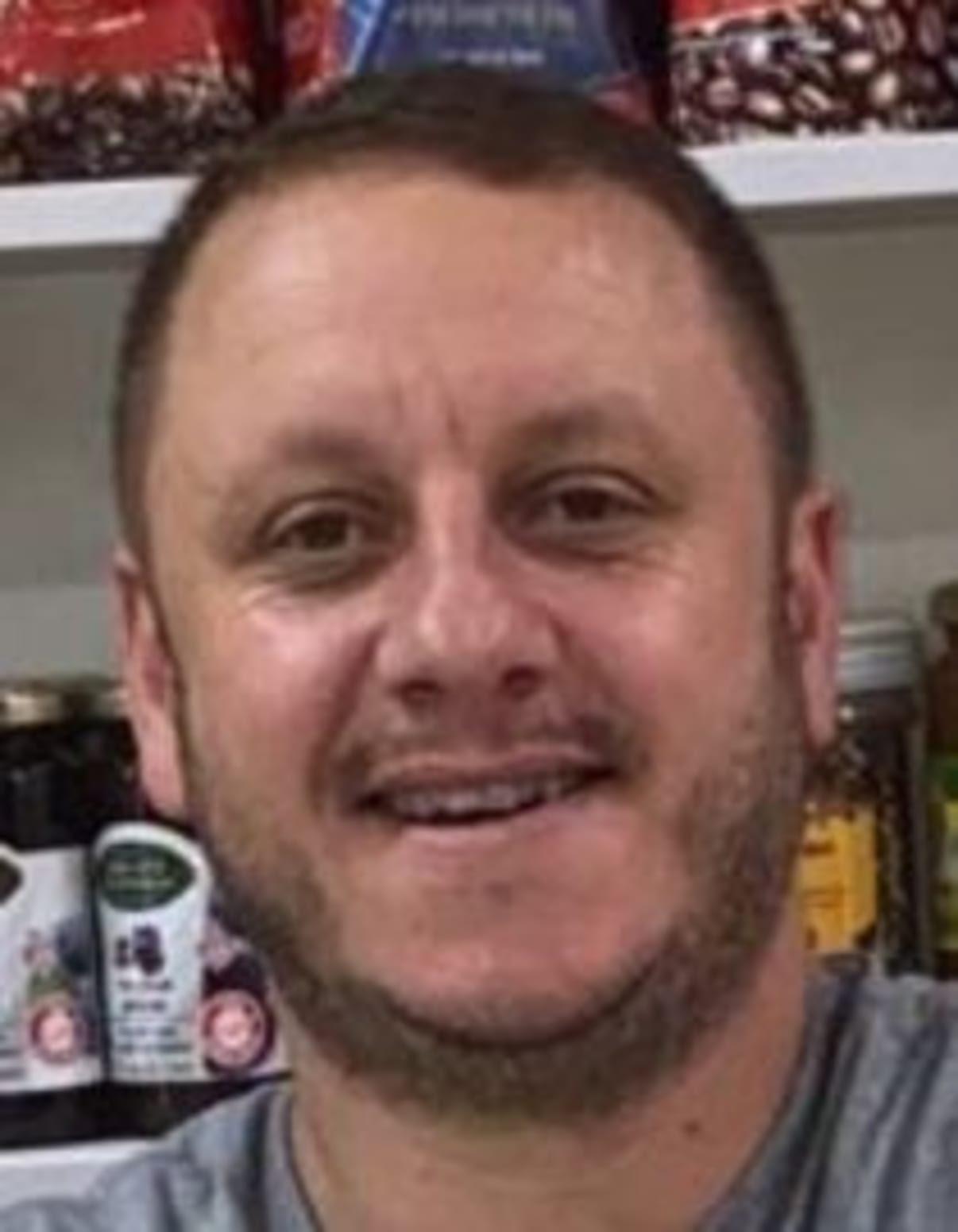 תמונת פורטרט של בעל המקצוע