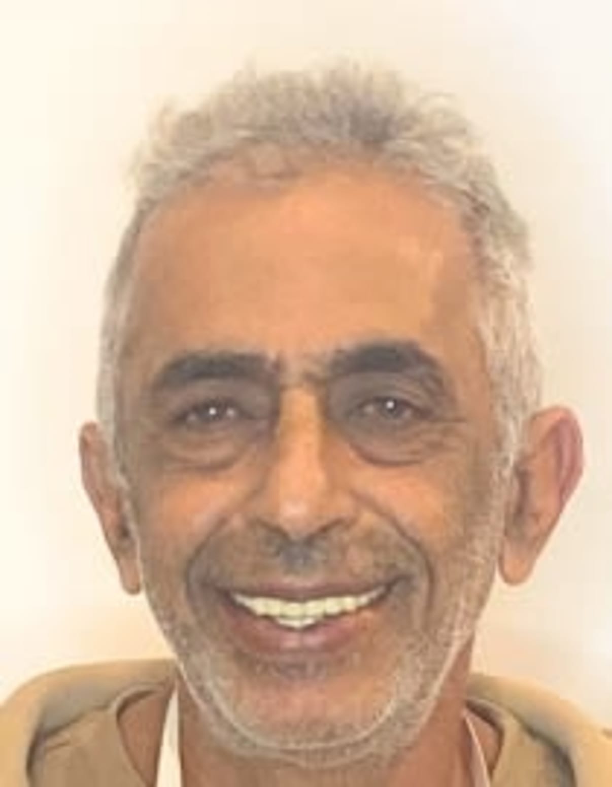 תמונת פורטרט של בעל המקצוע