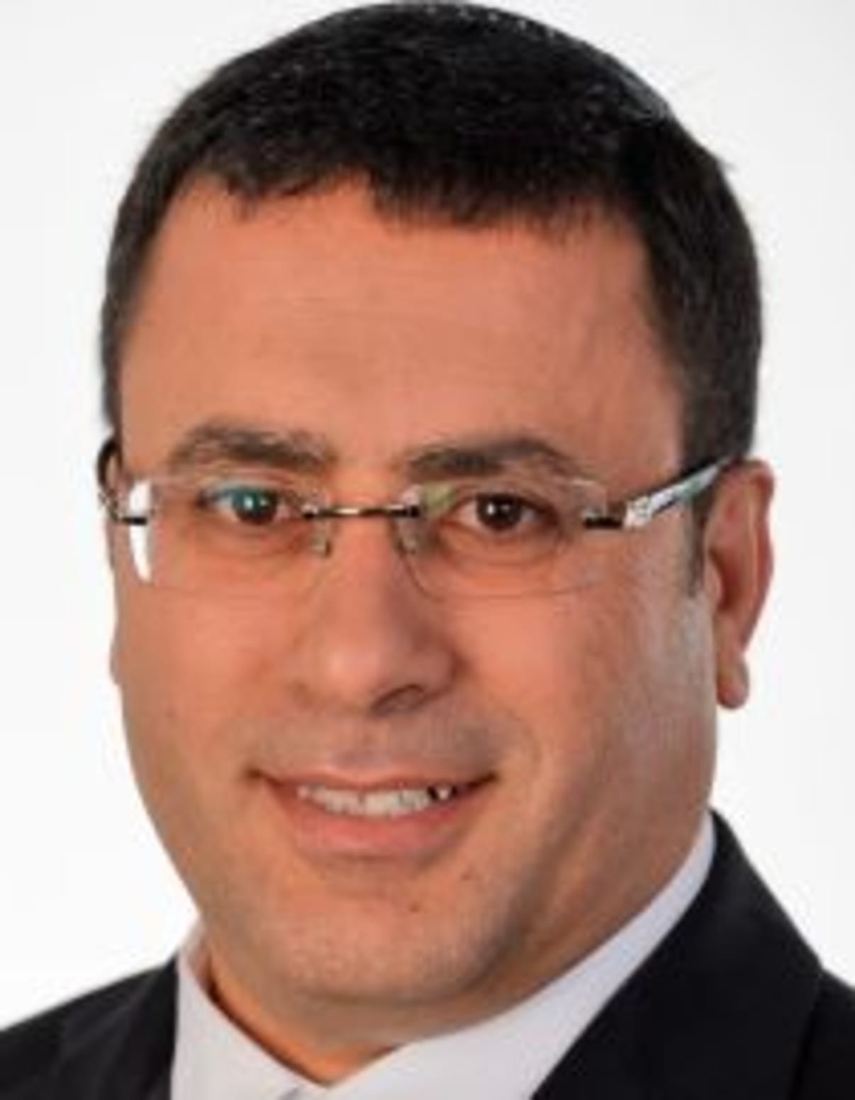 תמונת פורטרט של בעל המקצוע