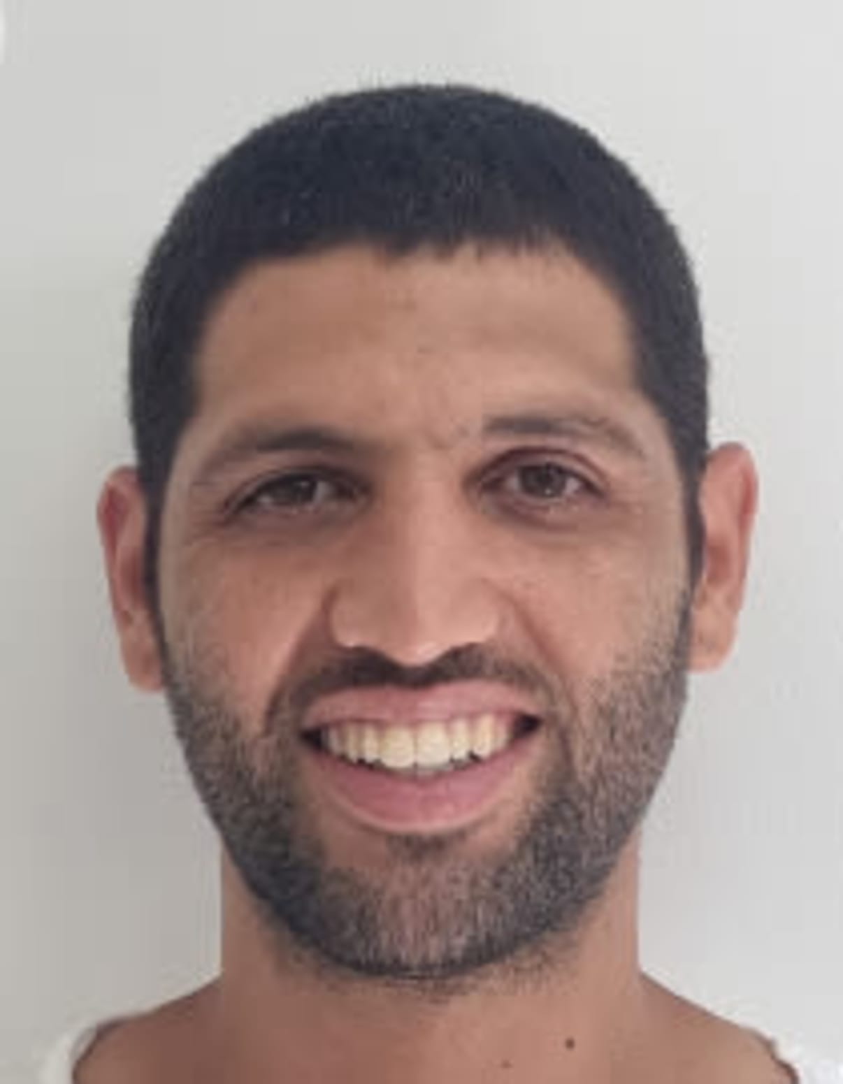 תמונת פורטרט של בעל המקצוע