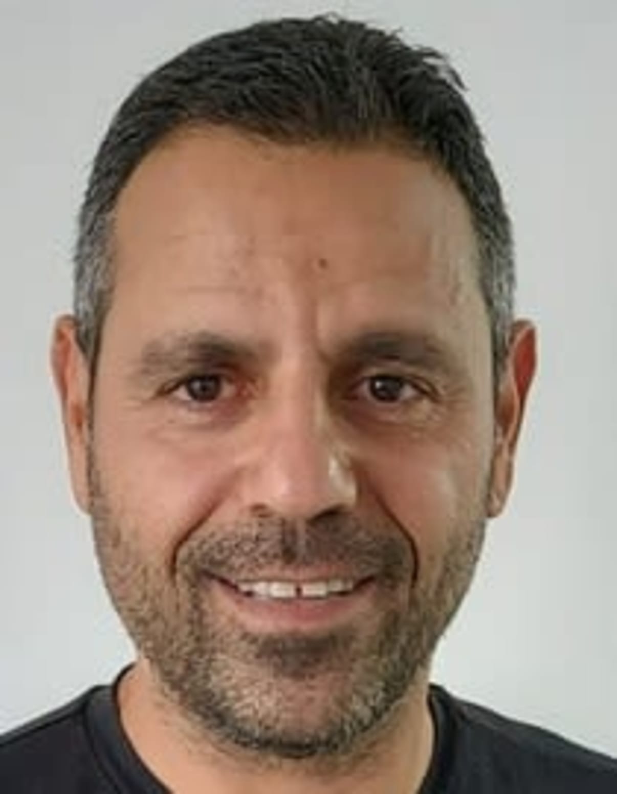 תמונת פורטרט של בעל המקצוע