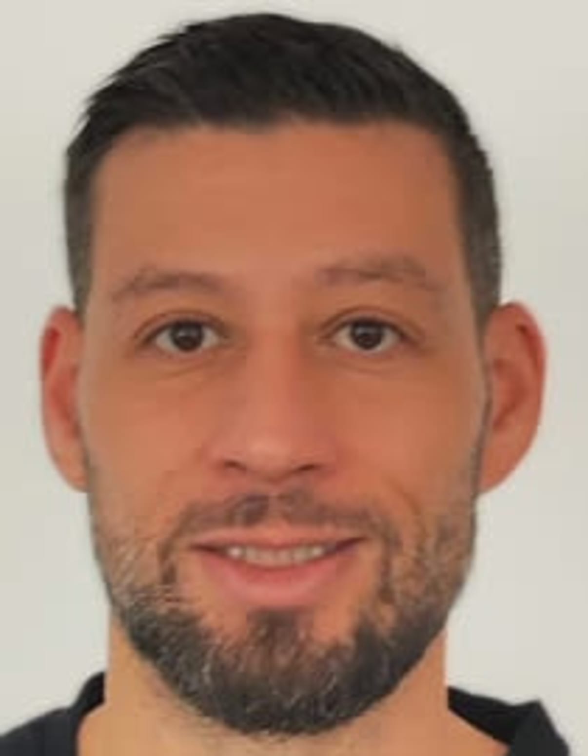 תמונת פורטרט של בעל המקצוע