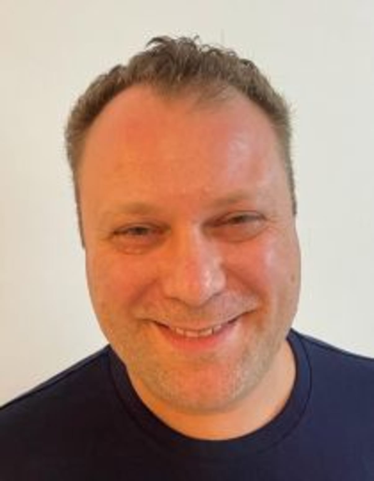 תמונת פורטרט של בעל המקצוע