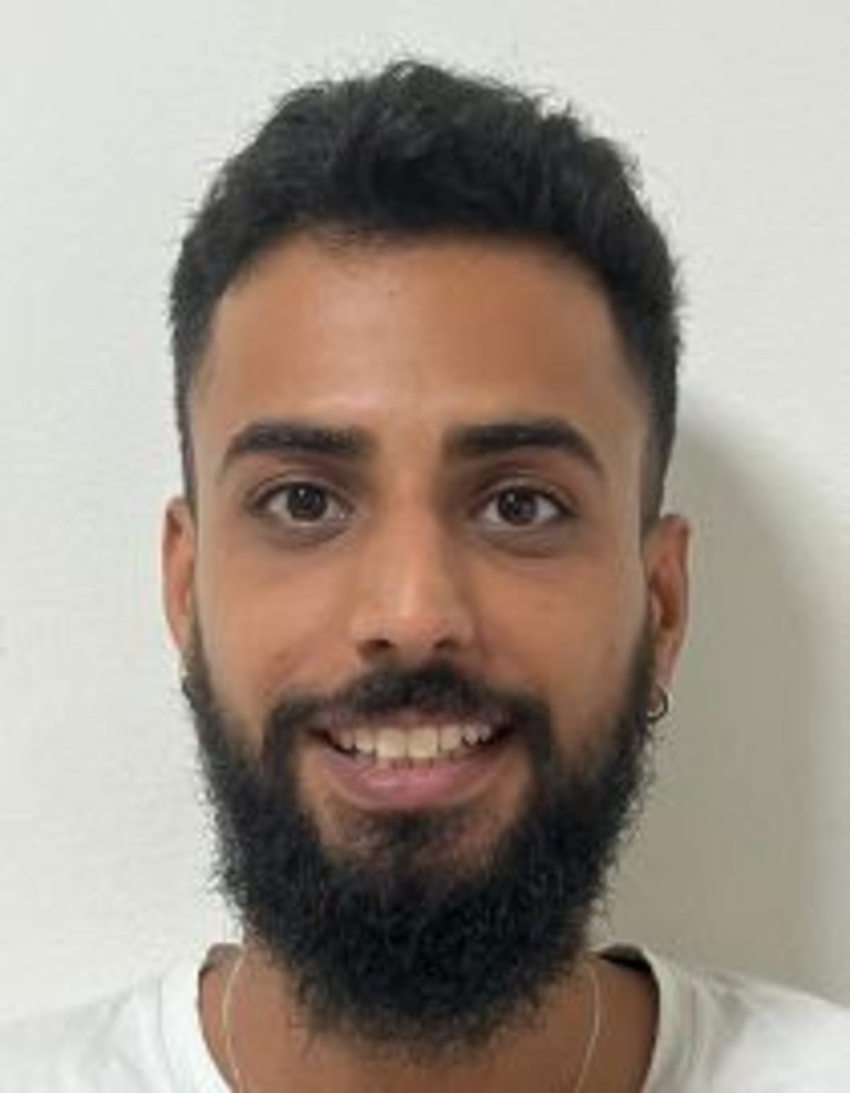 תמונת פורטרט של בעל המקצוע