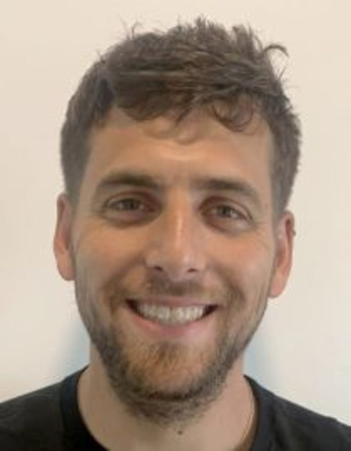 תמונת פורטרט של בעל המקצוע