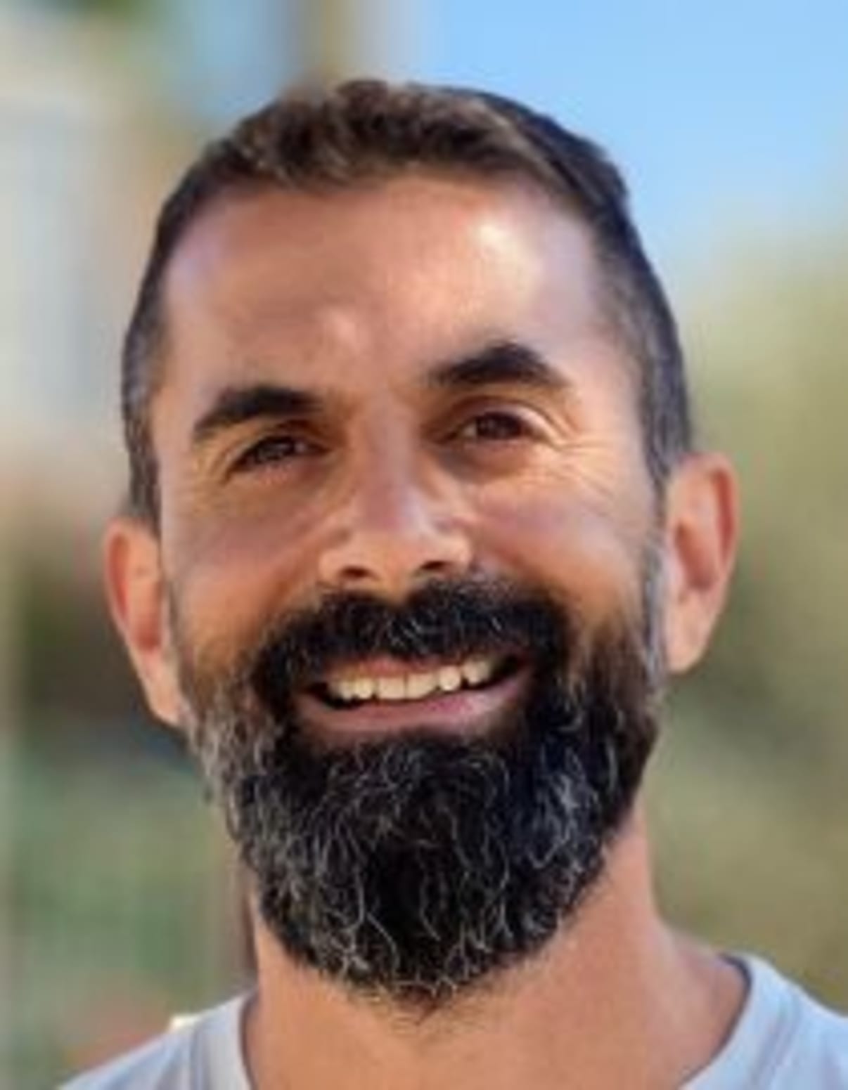 תמונת פורטרט של בעל המקצוע