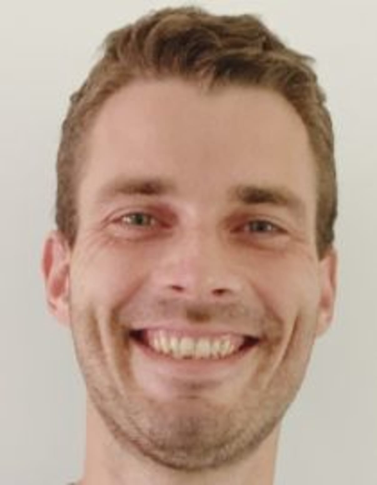 תמונת פורטרט של בעל המקצוע