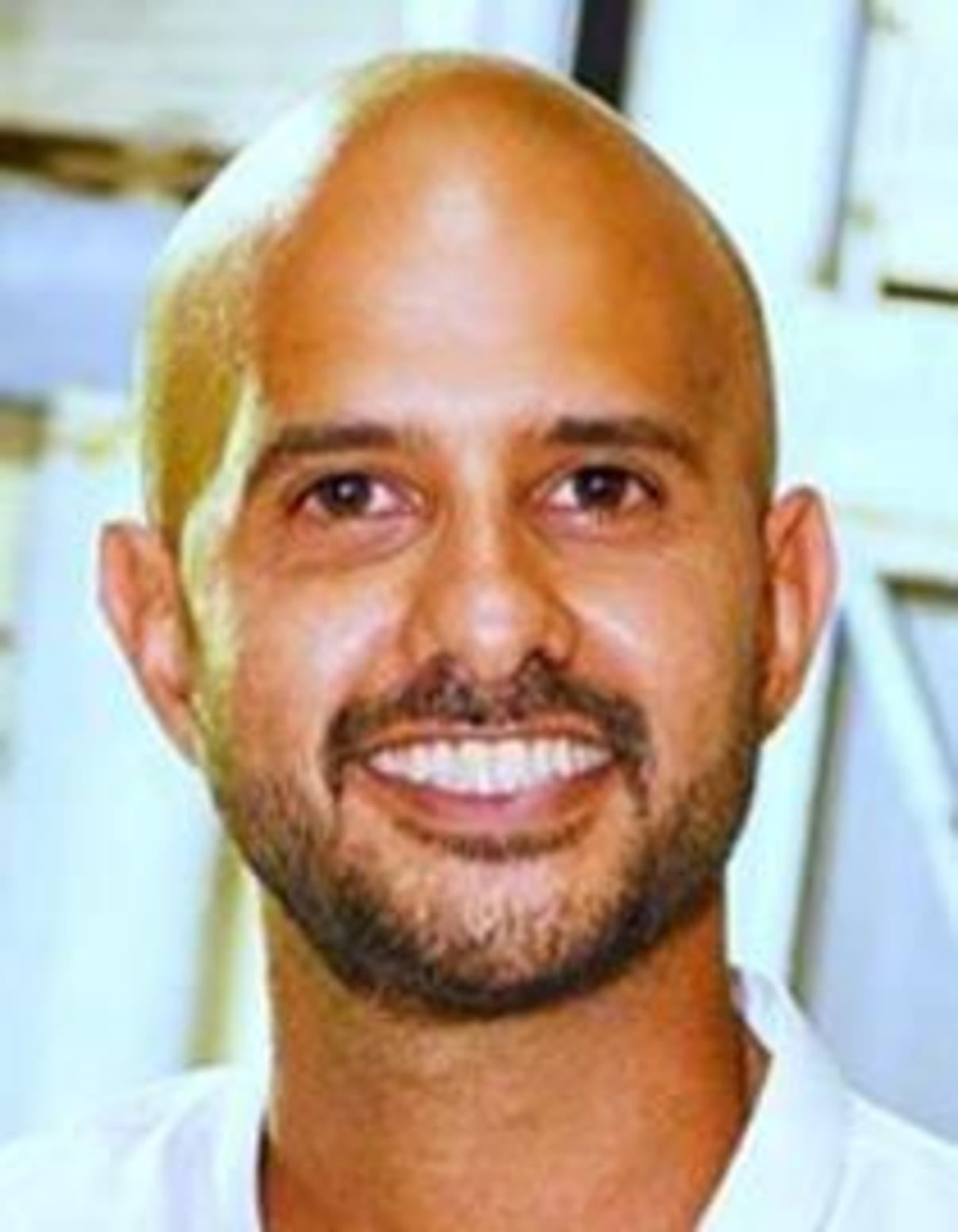 תמונת פורטרט של בעל המקצוע